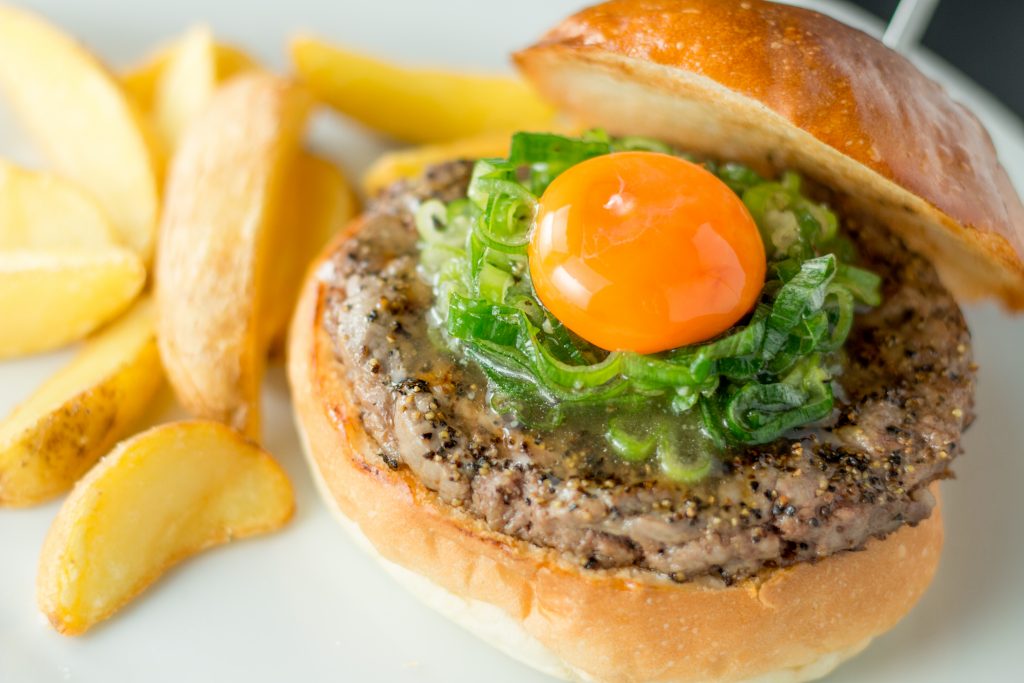 来週はコレ ネギ塩牛タンバーガー Uzulog
